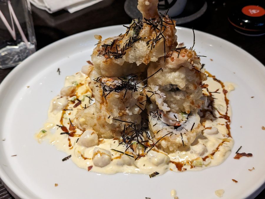 Torched aburi sushi